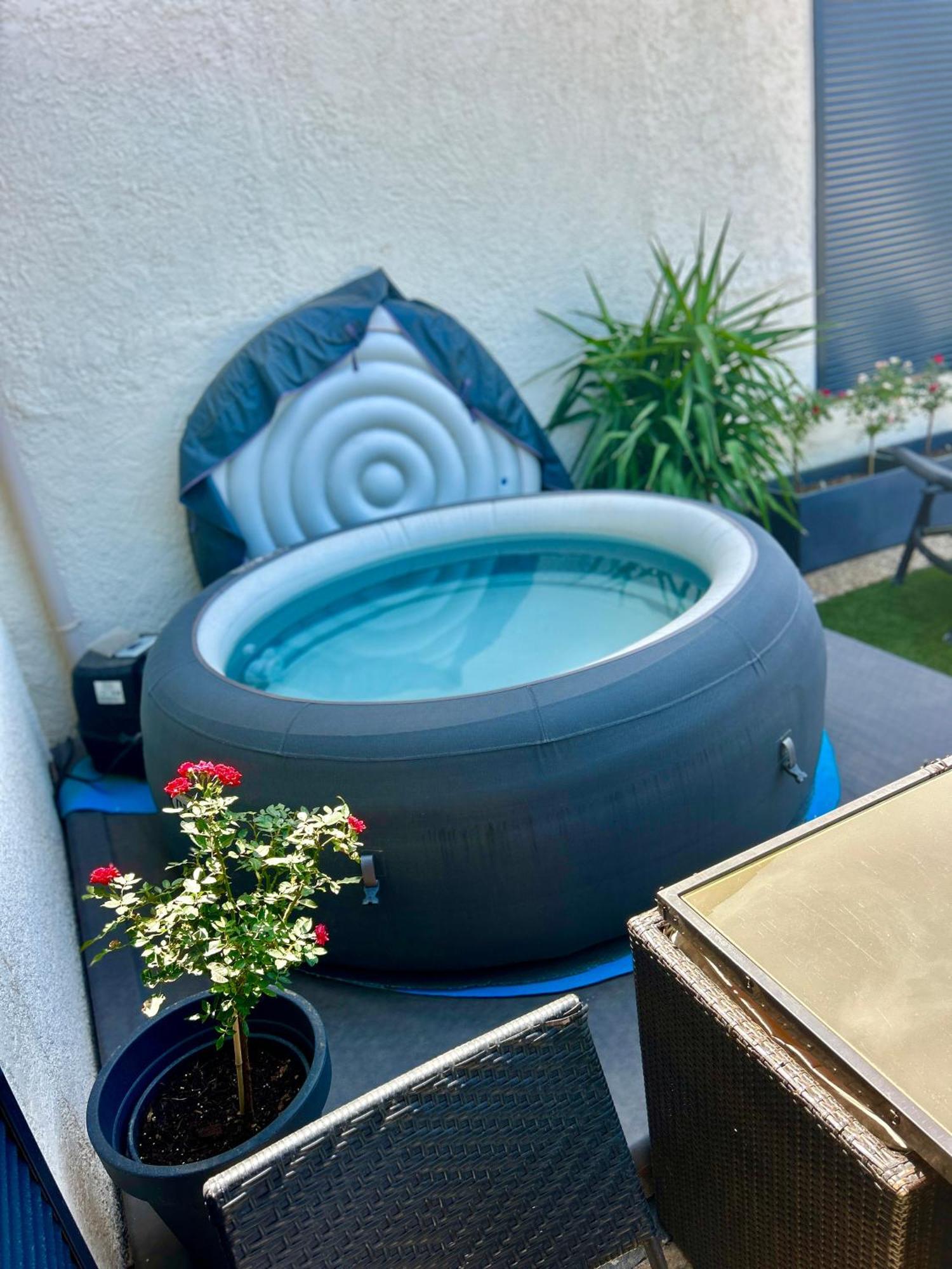 Belle Chambre Privee Avec Le Jardin Privatif Et Le Jacuzzi Кавалер-сюр-Мер Экстерьер фото